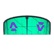 Pipa de kitesurf verde com detalhes roxos, equipamento esportivo Orca Sports.
