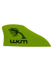 Quilha verde para kitesurf WKM, com desenho de coqueiro, em fundo branco, Orca Sports