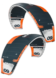Pipa de kitesurf Bandit 09 laranja e preta, produto Orca Sports, para velejo e performance